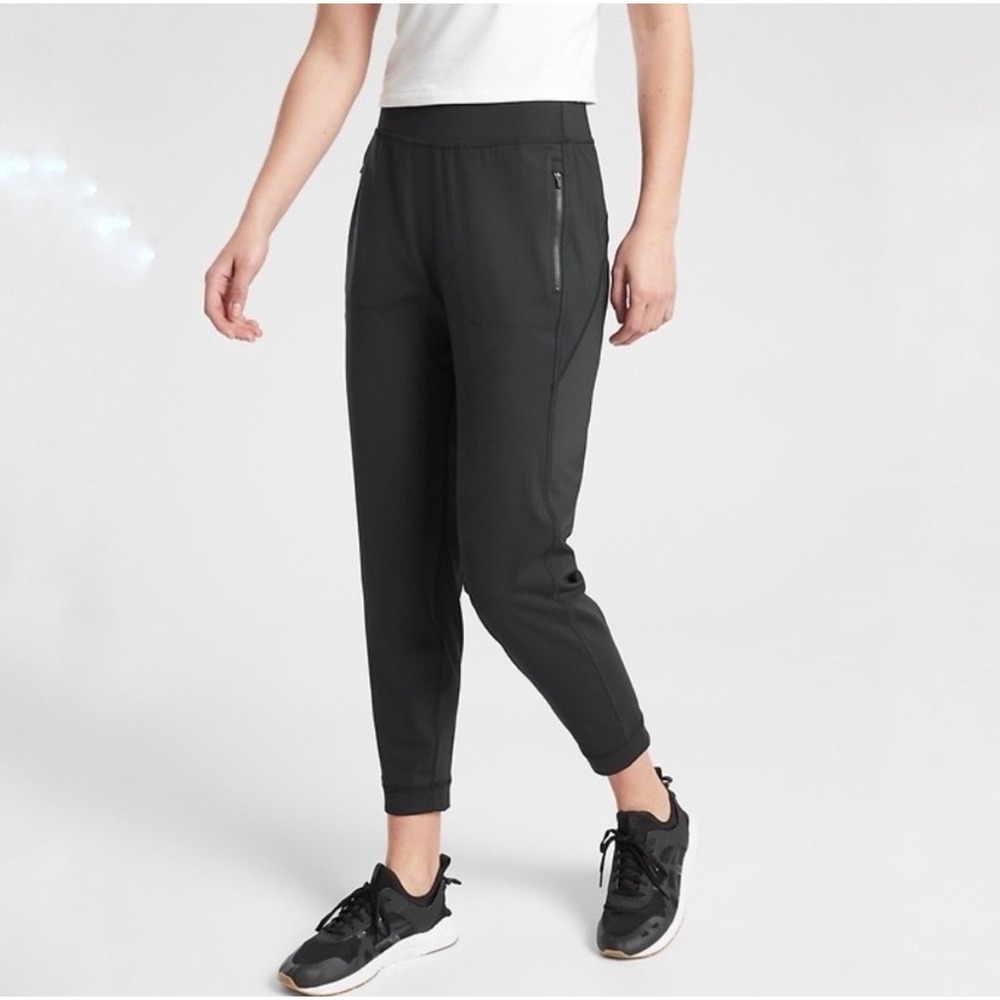 Athleta Black Jogger Courtside Jogger Zip Pockets Athleisure Workout Size M